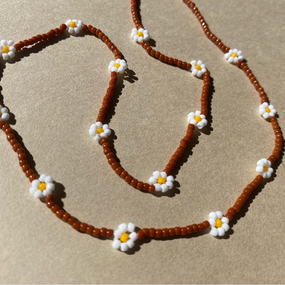 Classic Daisy Chain